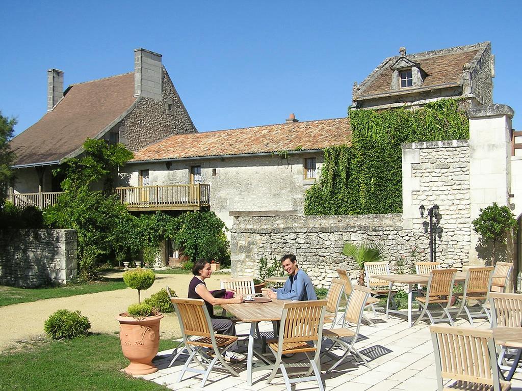 Le Pigeonnier Du Perron Hotel アヴァイユ エクステリア 写真