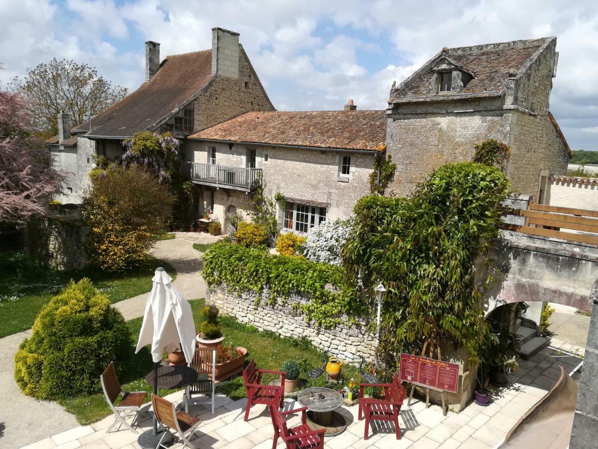 Le Pigeonnier Du Perron Hotel アヴァイユ エクステリア 写真